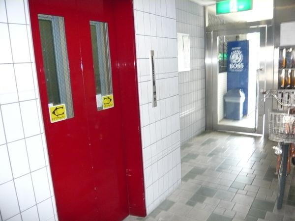 パウゼ河内長野駅前