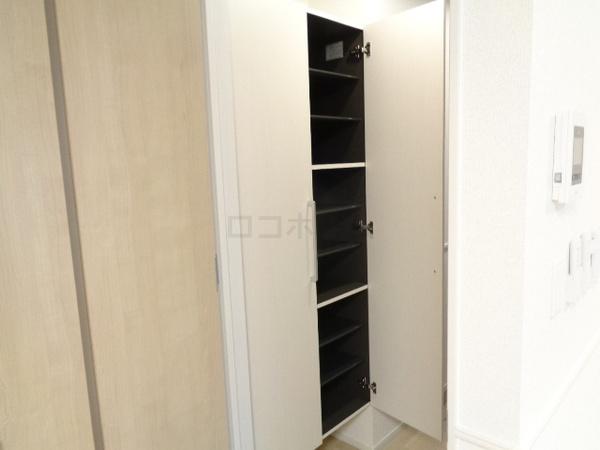 イーストビレッジ
