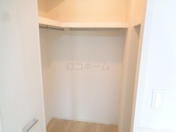 スペチアーレ　トレ