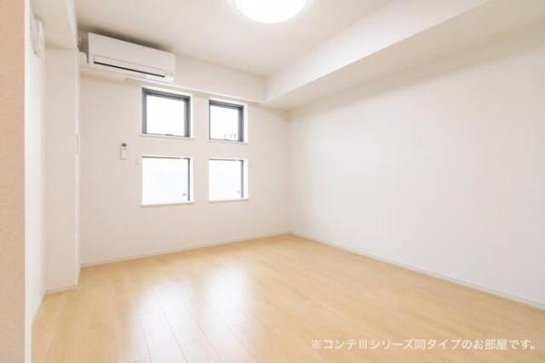 スペチアーレ　クアットロ