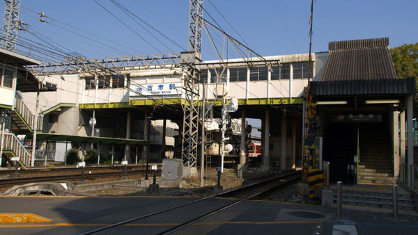 スペチアーレ クアットロ(古市駅(近鉄長野線))