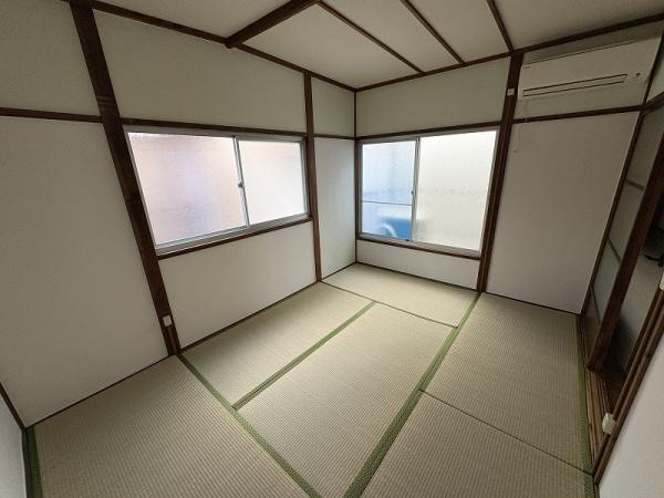 西板持町８丁目　貸家
