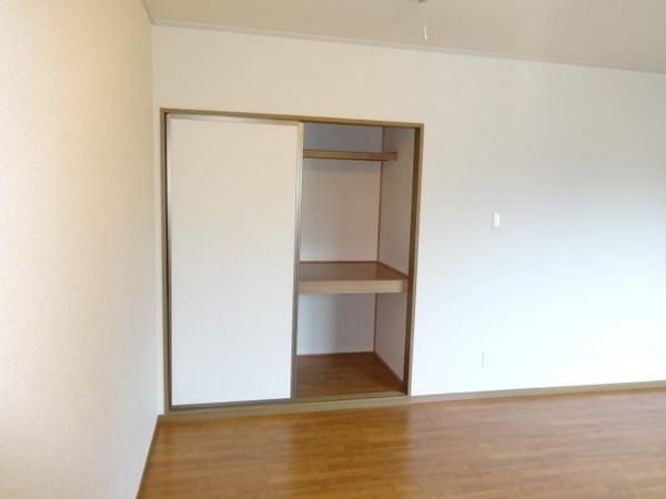 Ｃｈａｒｍａｎｔ　Ｃｏｕｒｔ　Ｃ棟