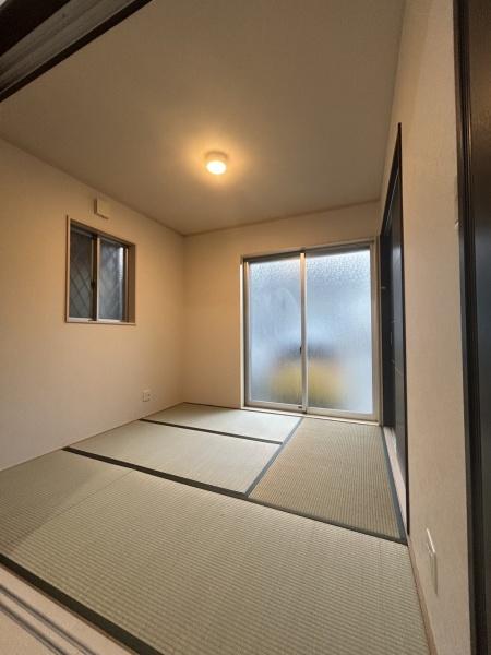 桜ケ丘町　貸家