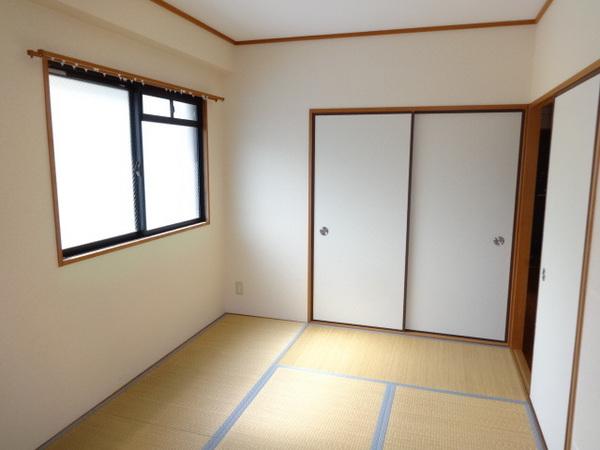 ホワイトロートス(和室)