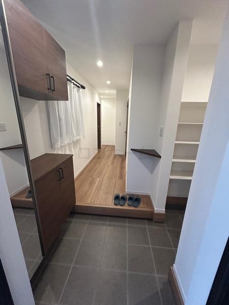 若松町西２丁目　新築貸家　２号