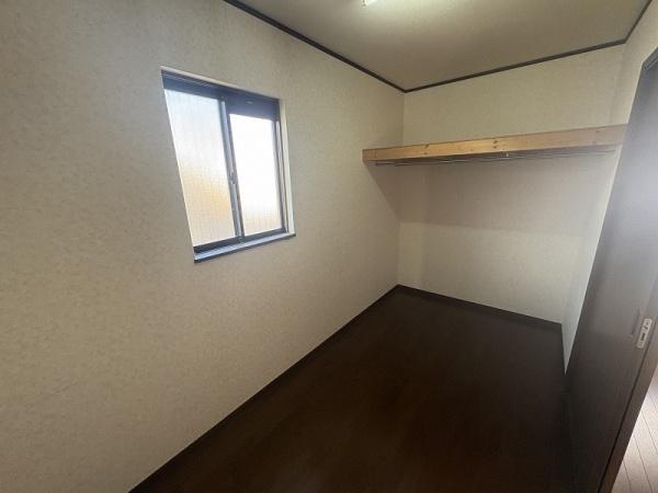 河南町さくら坂１丁目　貸家