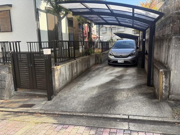 河南町さくら坂１丁目　貸家