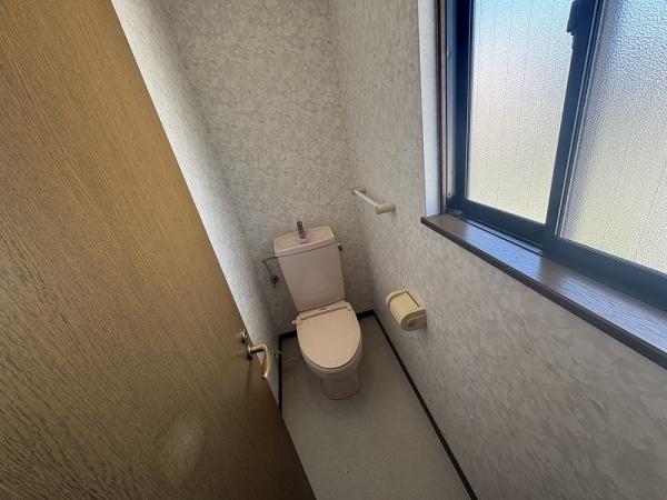 河南町さくら坂１丁目　貸家