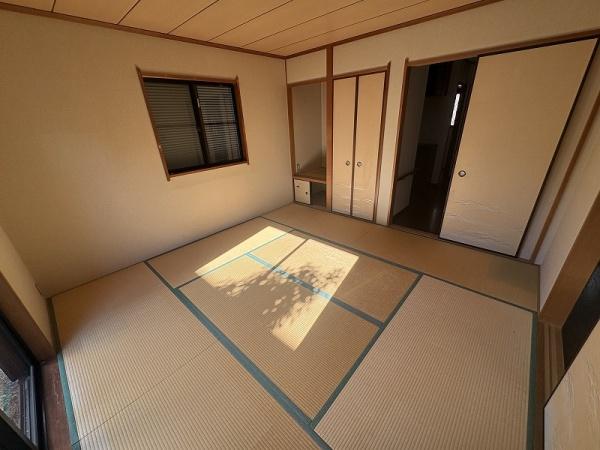 河南町さくら坂１丁目　貸家