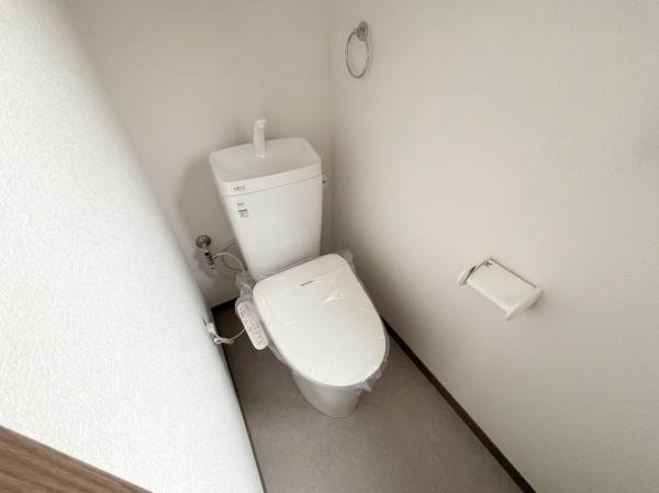 中野町３丁目　貸家
