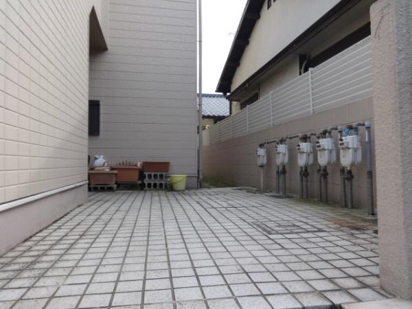富田林市富美ケ丘町のハイツ