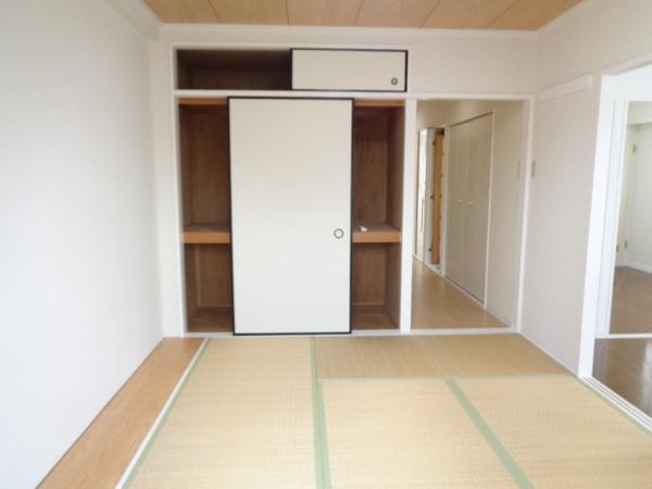 エルファミーレ富田林