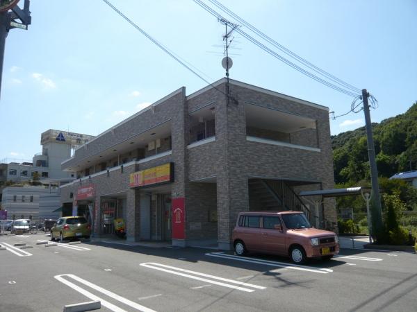 イーストヴィラ