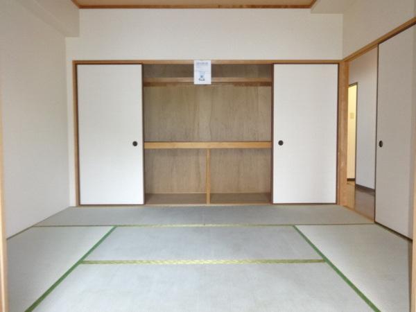 ウエスト　イン　ヒルズ