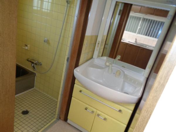 富田林市北大伴町３丁目の貸家