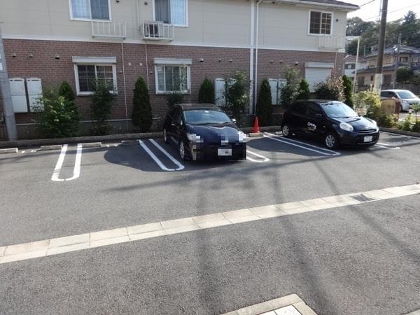 メゾン　ジャスティス　A棟