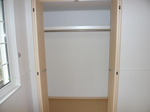 メゾン　ジャスティス　A棟