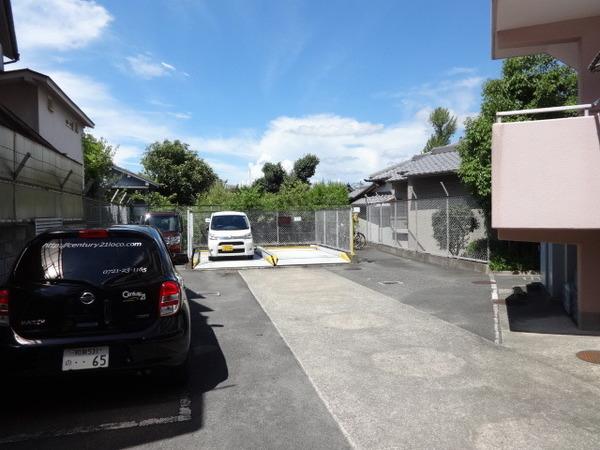 グランピア富田林