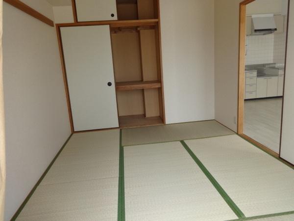 グランピア富田林