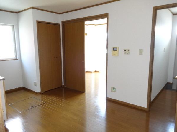 サンヒルズ千代田３