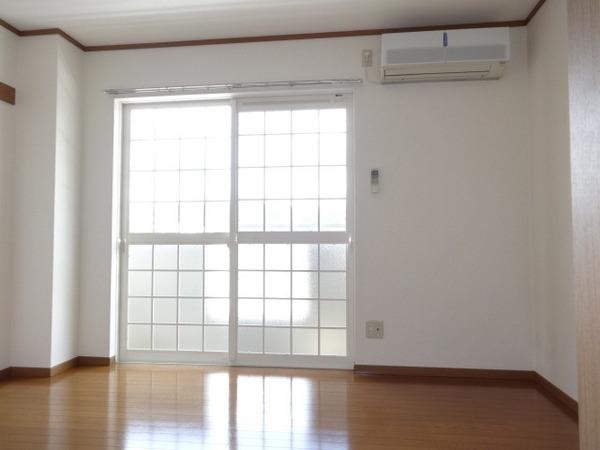 サンヒルズ千代田３