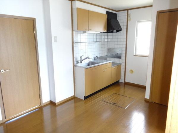 サンヒルズ千代田３