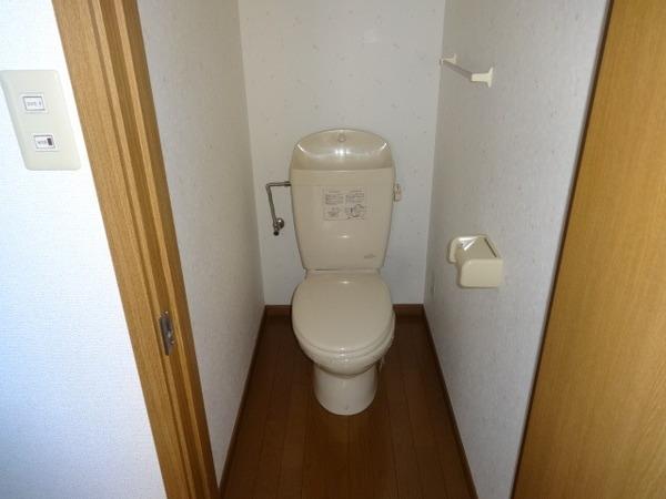 サンヒルズ千代田３