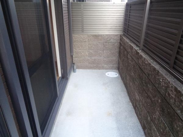 クレストコート　B棟