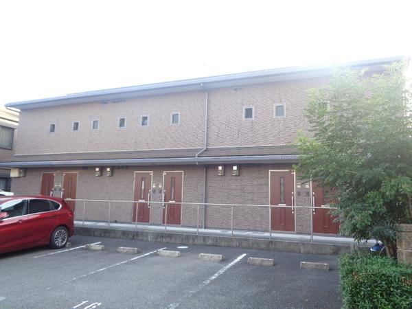 クレストコート　B棟