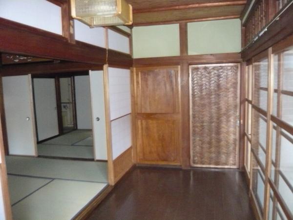 駒ヶ谷貸家