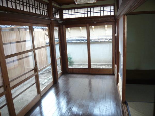 駒ヶ谷貸家