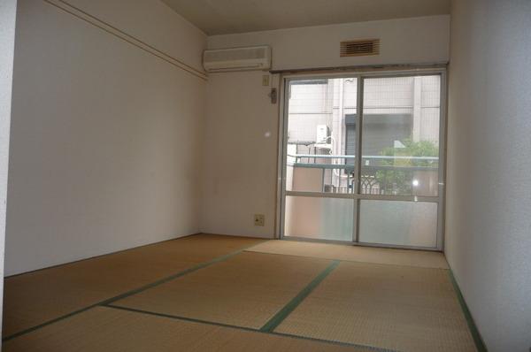 サンハイツ新町
