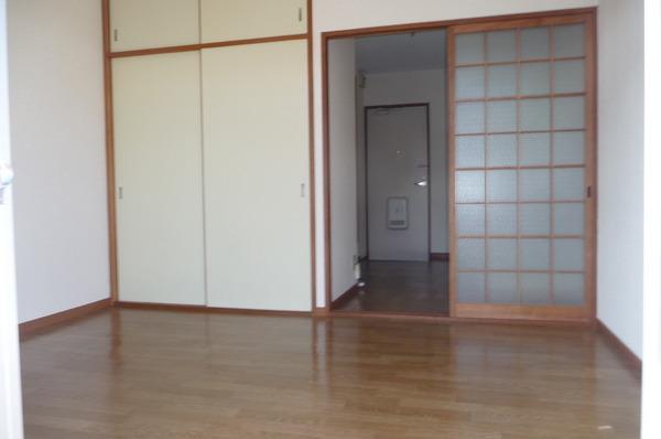 光ハイツ杉本