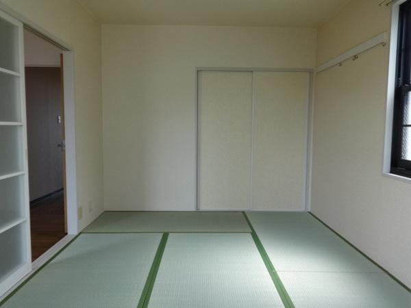 グリーンハイツ　B棟
