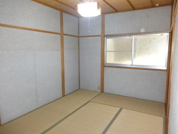 河内長野市寿町貸家