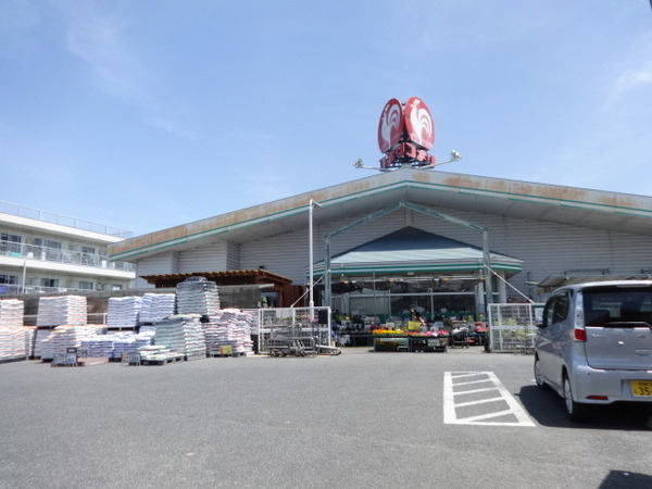 ホワイトハイツ河南(コメリハード&グリーン河内河南店)