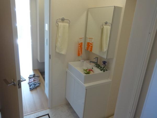 レフィナードKHY１