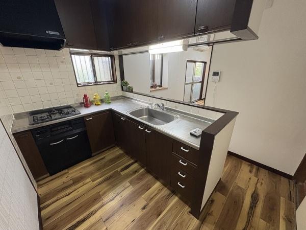 錦織東３丁目　貸家