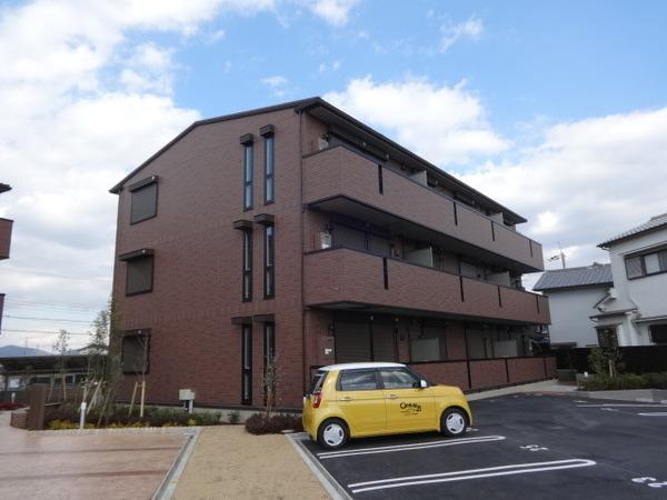 カンフリエ イースト