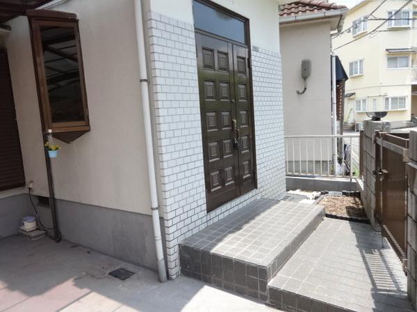 北大伴２丁目貸家