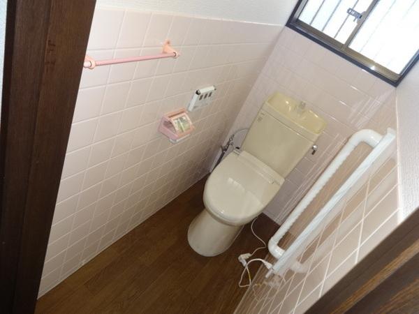 北大伴２丁目貸家