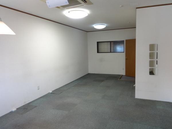 富田林市若松町２丁目の店舗・事務所