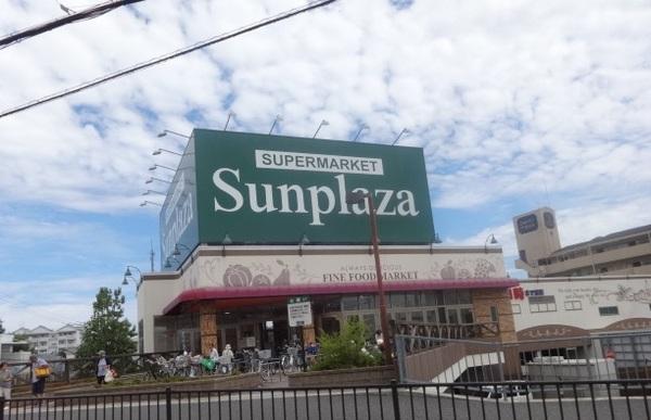 ウエスト　イン　ヒルズ(サンプラザ富田林店)