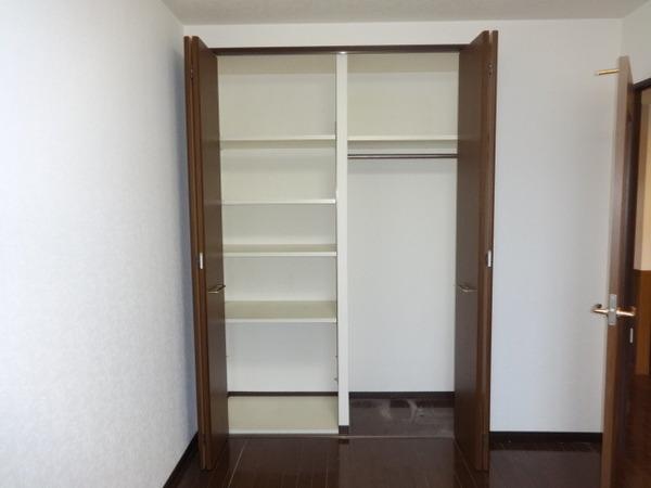 ルナコート富田林