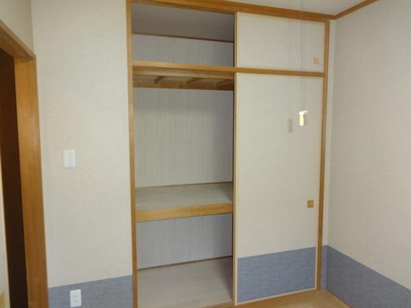 ルナコート富田林