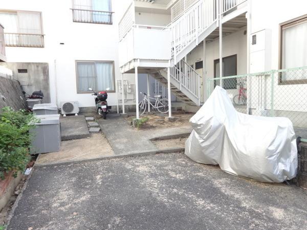 シャトー・ド・イワネ　１８号館