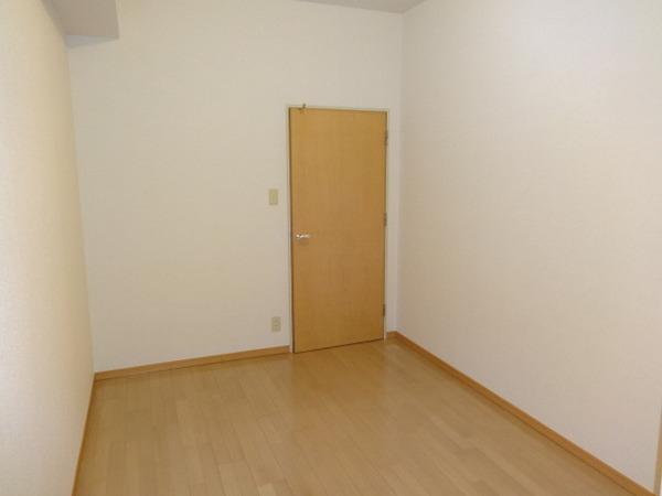 ガーデンシティーコープ金剛東８棟