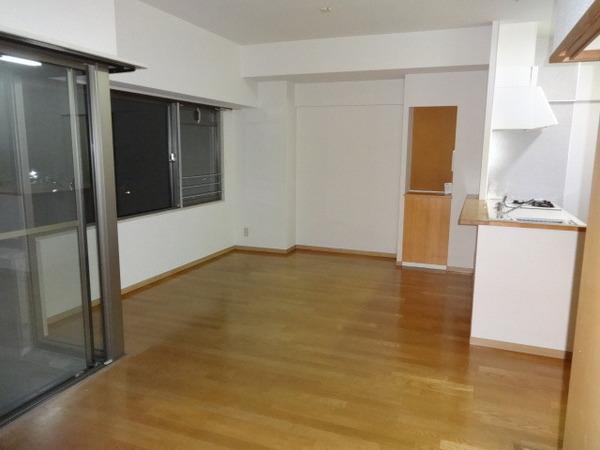 ガーデンシティーコープ金剛東８棟