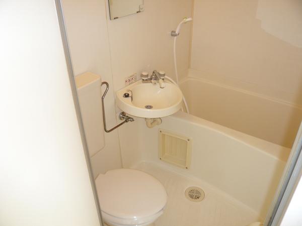 パウゼ河内長野駅前